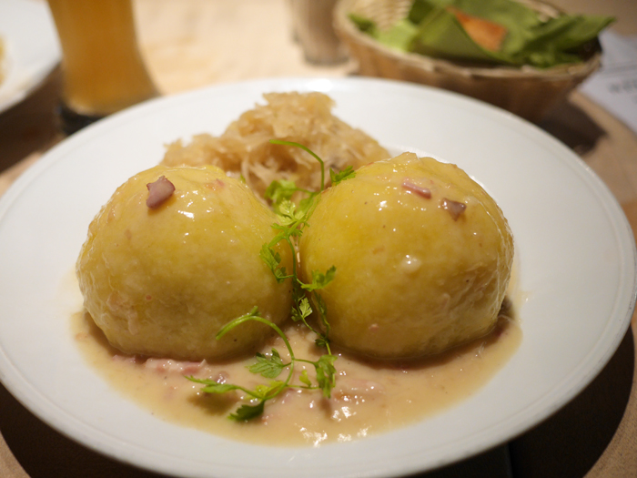 レストラン